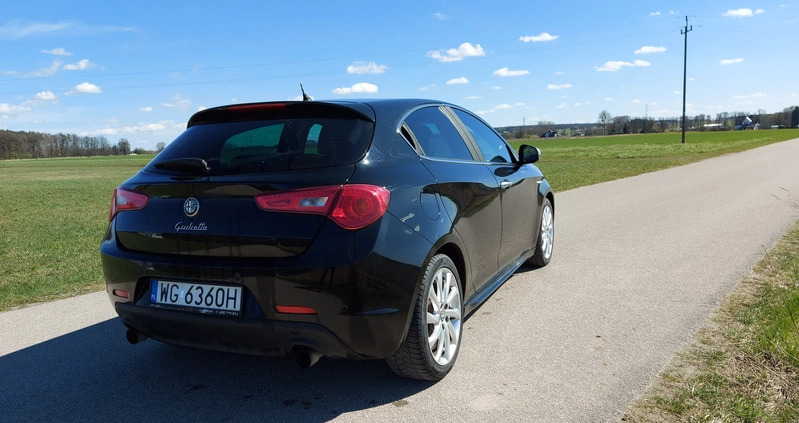 Alfa Romeo Giulietta cena 35800 przebieg: 216000, rok produkcji 2013 z Garwolin małe 211